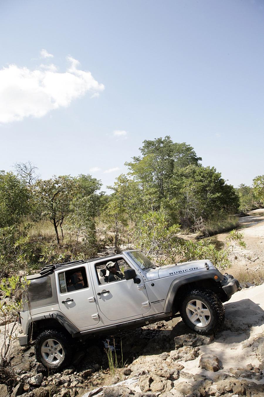  Jeep Wrangler Rubicon Unlimited 2006 года  (фото 12 из 90)
